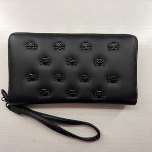 Betsey Johnson wallet
